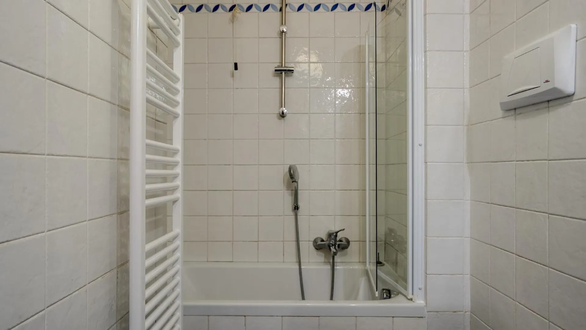 Apartamento Caseospitali - Casa Acqua E Cielo, Nido Sul Naviglio Martesana Milão