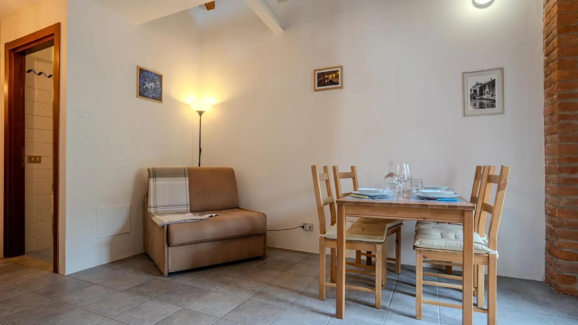 Apartamento Caseospitali - Casa Acqua E Cielo, Nido Sul Naviglio Martesana Milão